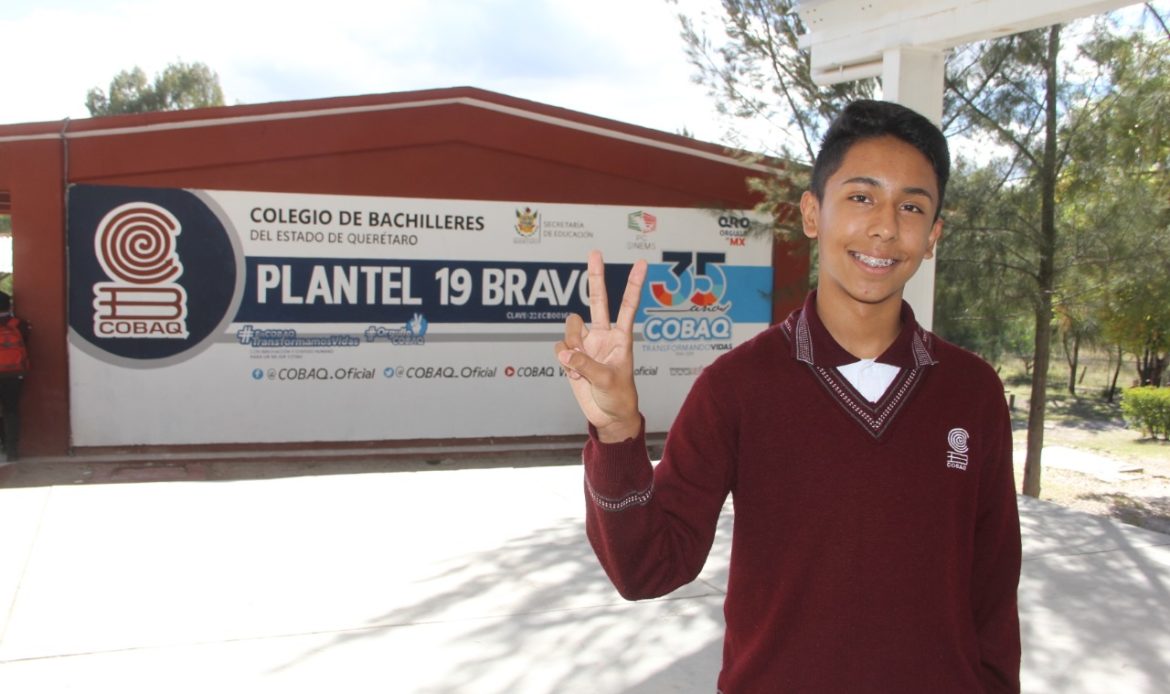 Estudiantes del COBAQ obtienen primeros lugares en Concurso Literario Nacional