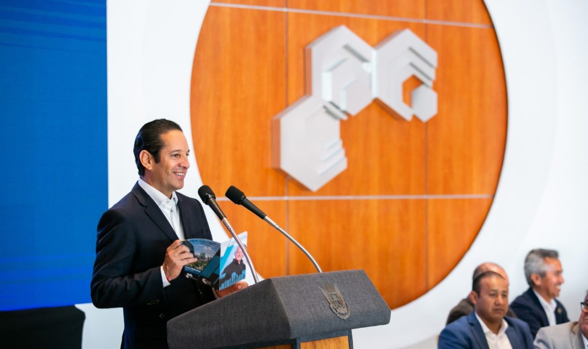 Reconoce Gobernador a los arquitectos como pilar en el desarrollo de Querétaro