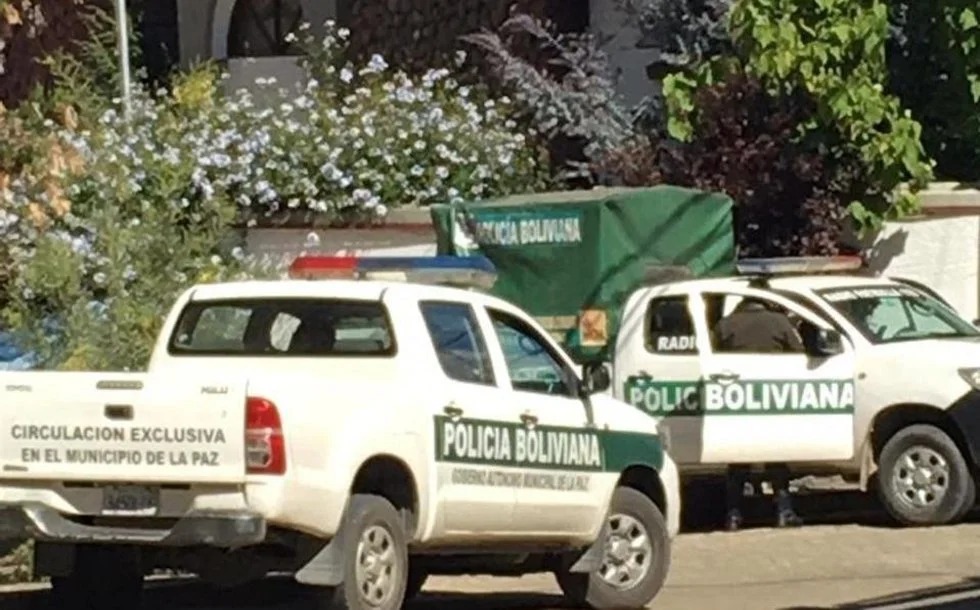 Gobierno de Bolivia responde que asedio a embajada de México fue para protegerla de ataque