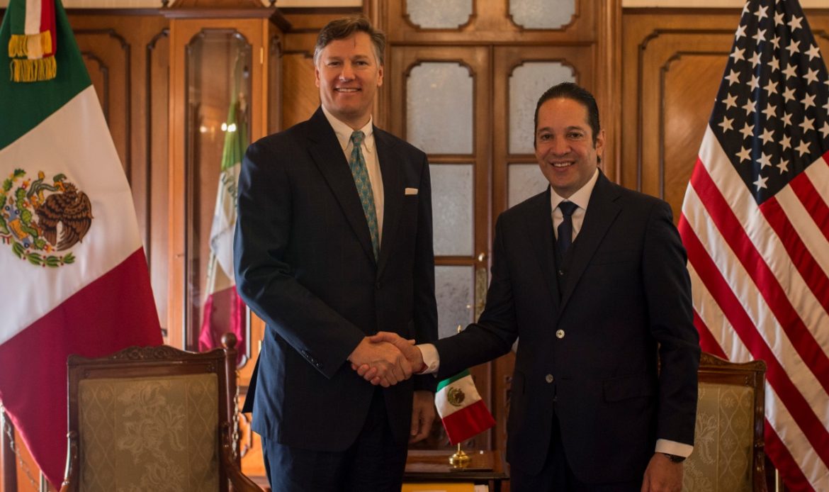 Estrecha Gobernador vínculos con Embajador de Estados Unidos en México