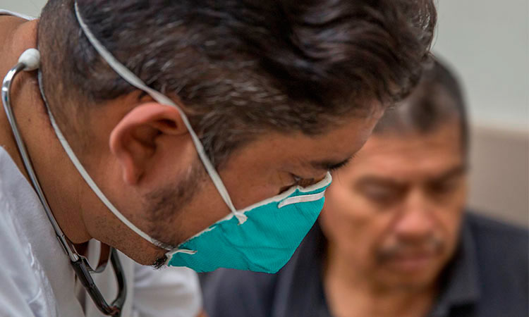 Dan de alta a tres pacientes más de COVID-19 en Querétaro