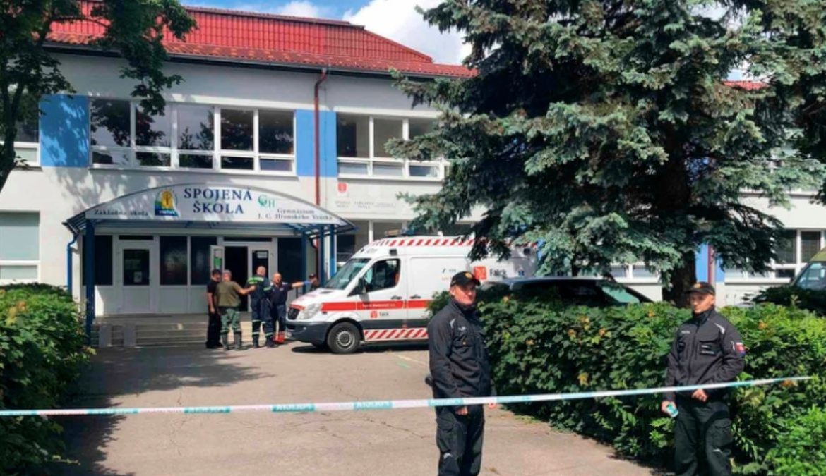 Ataque en primaria eslovaca deja un muerto y varios heridos