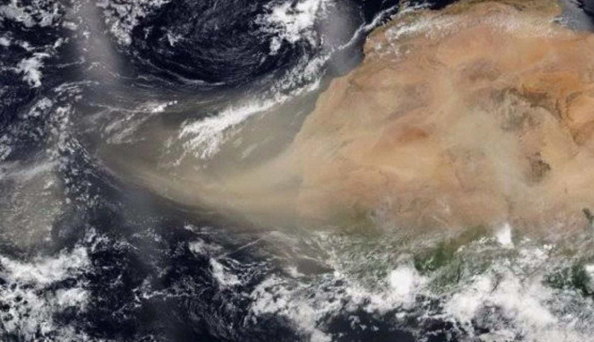 Llega a México nube de polvo del Sahara 
