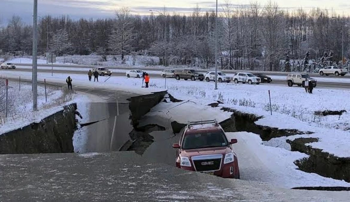 En Alaska se activa alerta por tsunami