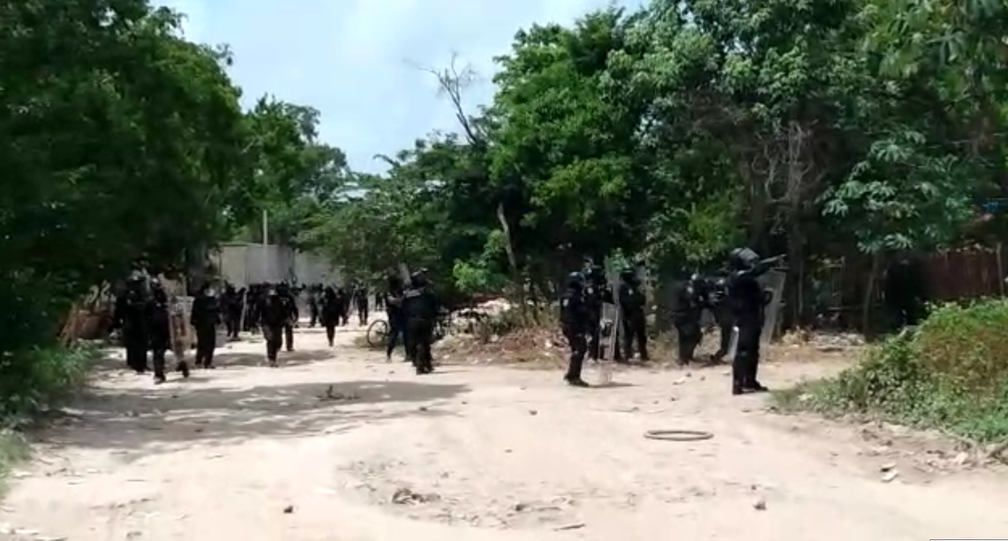 Desalojo deriva en enfrentamiento en Quintana Roo