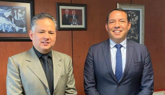 Alcalde electo de San Juan del Río, Roberto Cabrera, se reúne con titular de la UIF, Santiago Nieto