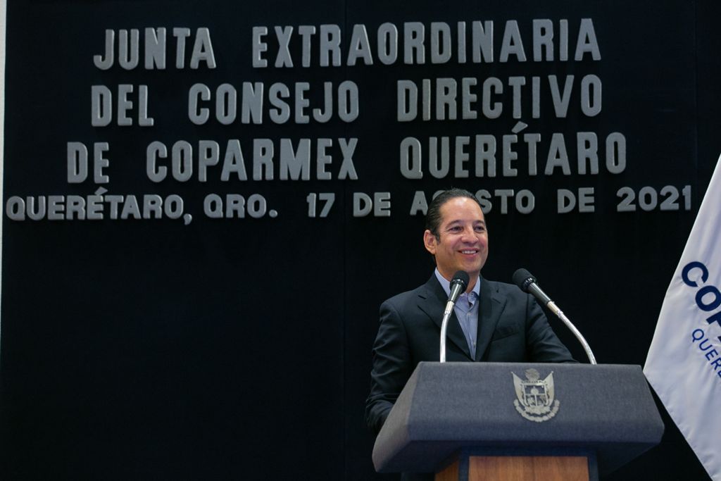 Reconoce Coparmex Querétaro trabajo realizado por Francisco Domínguez