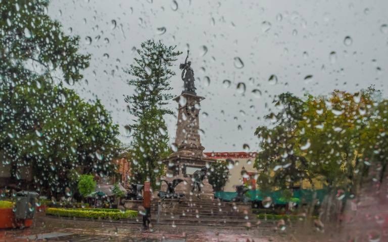 Se esperan fuertes lluvias en Querétaro por fenómenos meteorológicos