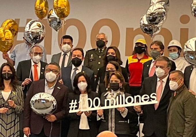 México celebra el arribo de 100 millones de vacunas anticovid