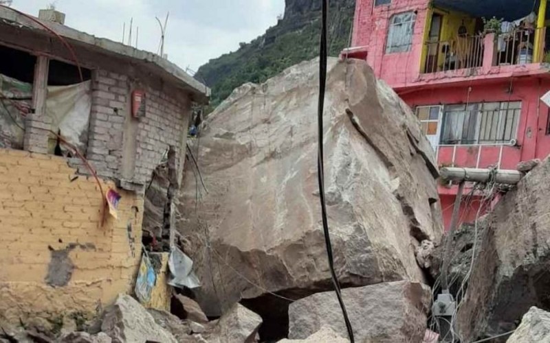 Una persona muerta y 10 desaparecidos, tras derrumbe en Cerro del Chiquihuite