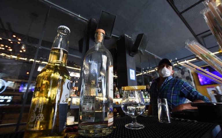 Detectan 4 bares que incumplen con horarios aforos permitidos