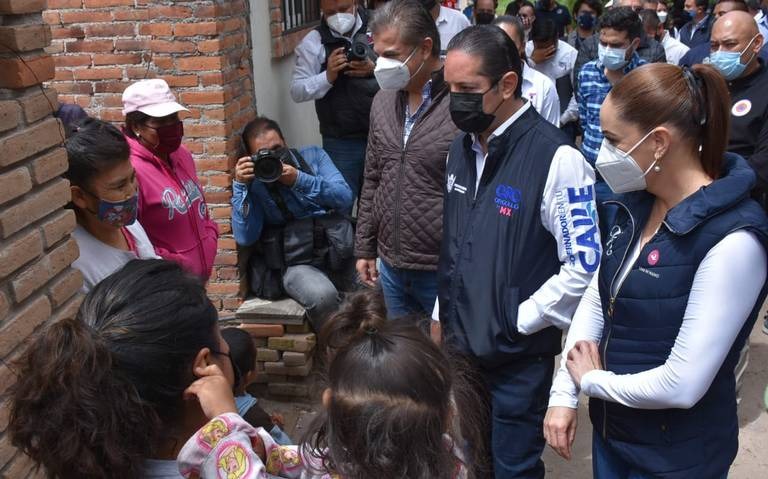 Francisco Domínguez visita zonas inundadas en Tequisquiapan