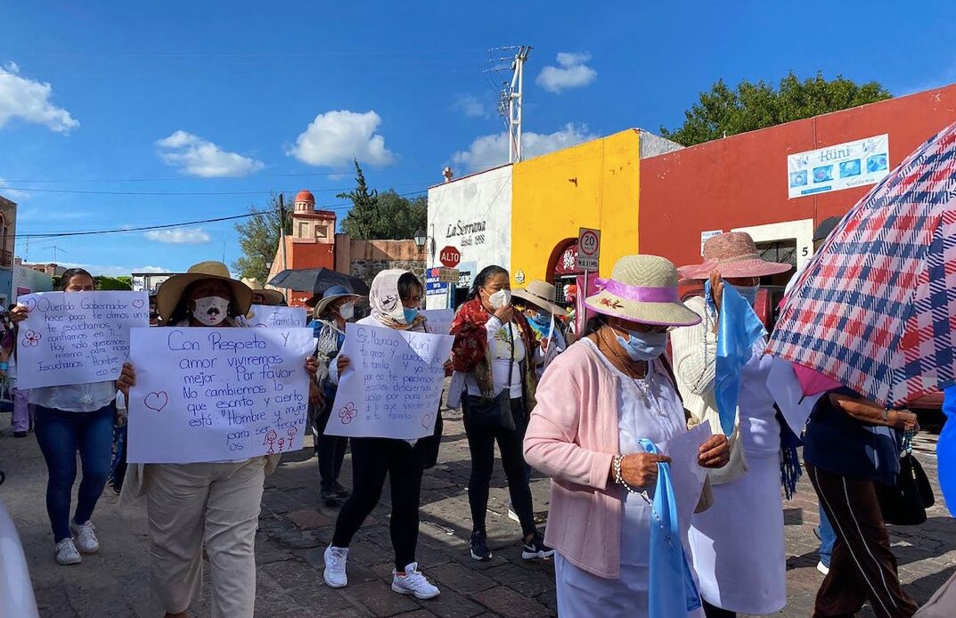 Piden consulta ciudadana antes de publicar la ley del matrimonio igualitario en Querétaro