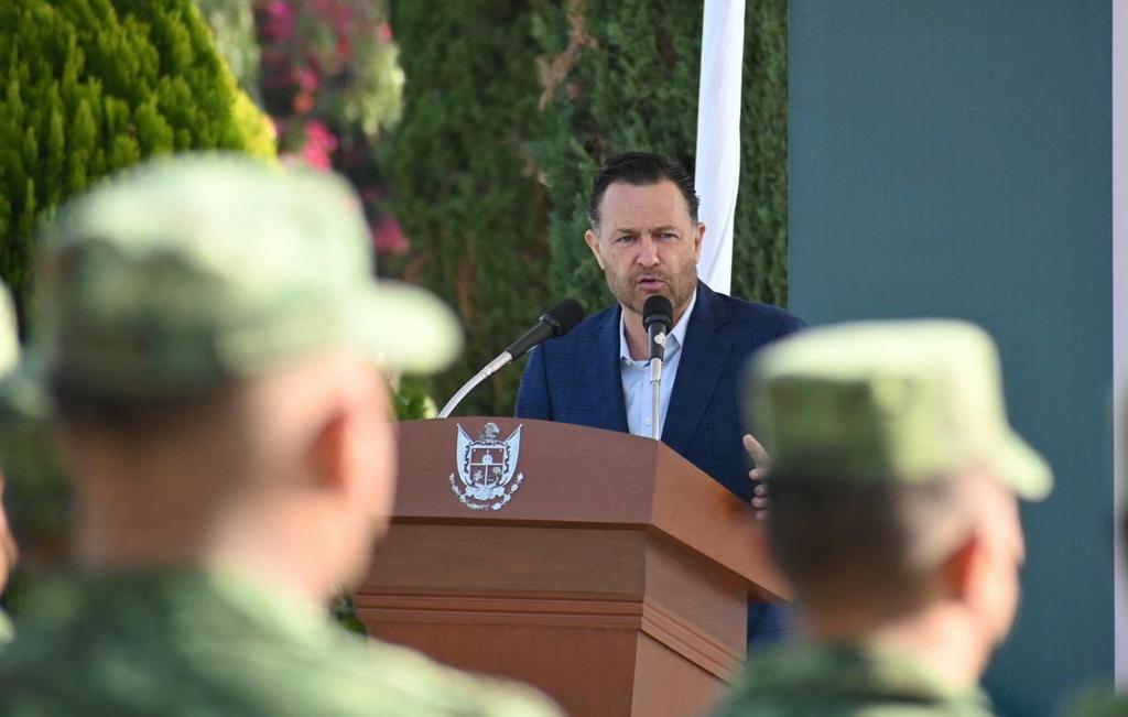 Reconoce Gobernador labor del personal militar durante la pasada contingencia de lluvias en Querétaro