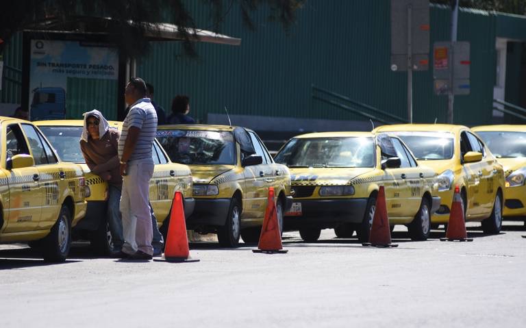 Frenarán servicios de taxis colectivos