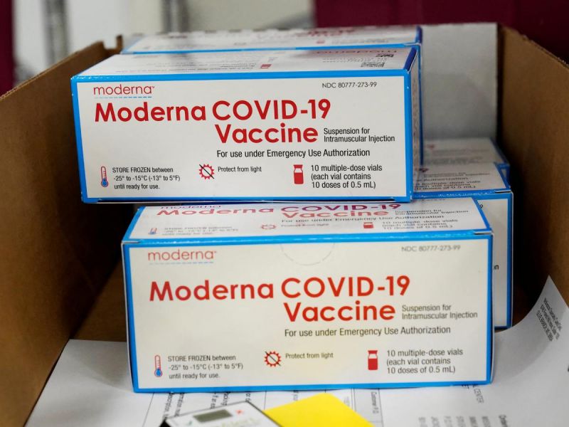 Vacuna anticovid de Moderna recibe aprobación completa en EU