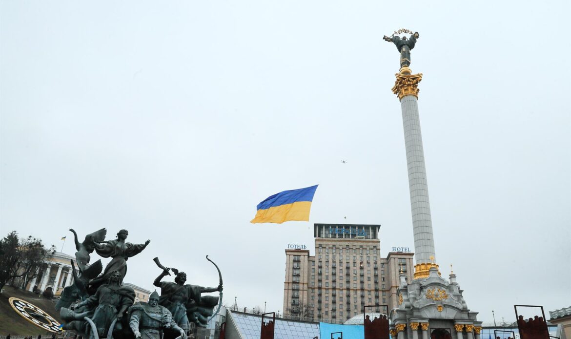 Ucrania convierte el “Día D” de la invasión rusa en fiesta de unidad nacional