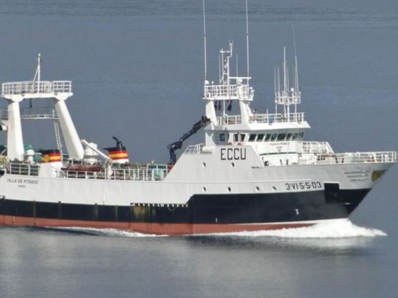 Se hunde barco español en aguas de Canadá; hay al menos 4 muertos
