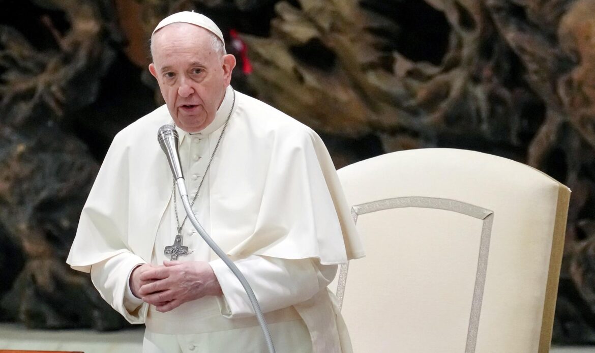 Campeones en hacer la guerra, una vergüenza para todos: papa Francis