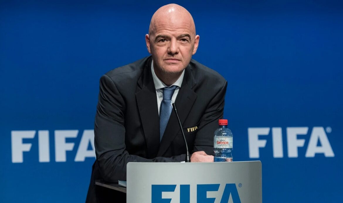 FIFA expulsa a Rusia de competiciones internacionales