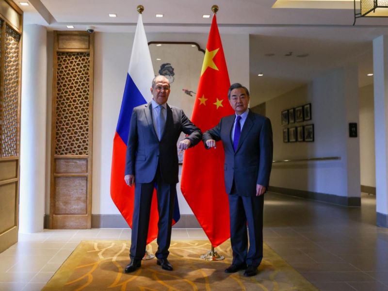Rusia y China apuestan por «nuevo orden mundial» durante reunión de cancilleres