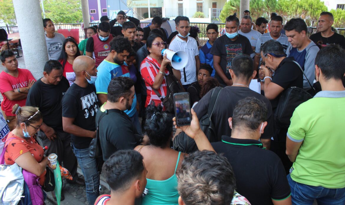 Migrantes alistan nueva caravana desde Tapachula