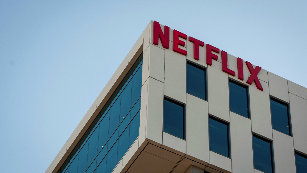 Netflix se desploma 36 % en la bolsa tras anunciar pérdida de suscriptores