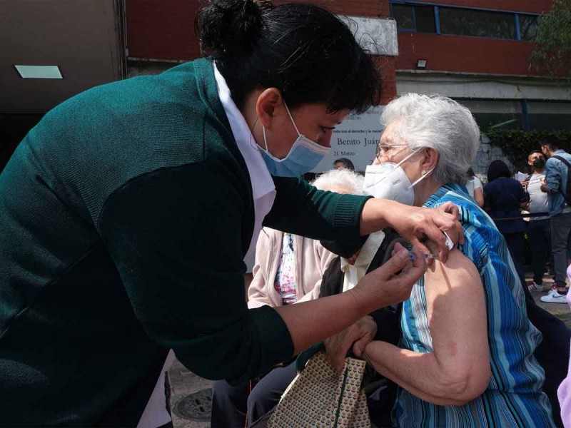 Anuncian nuevas fechas de vacunación contra covid en Querétaro