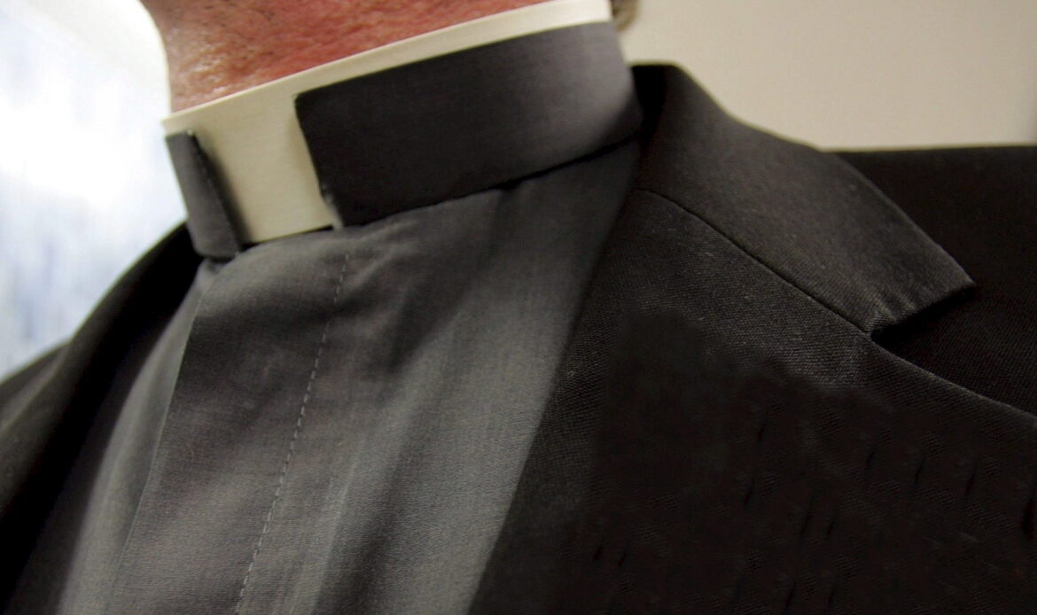 Iglesia de Italia investigará abusos a menores en últimos 20 años