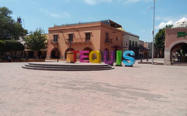 Mujeres tienen mastografías gratuitas en Tequisquiapan