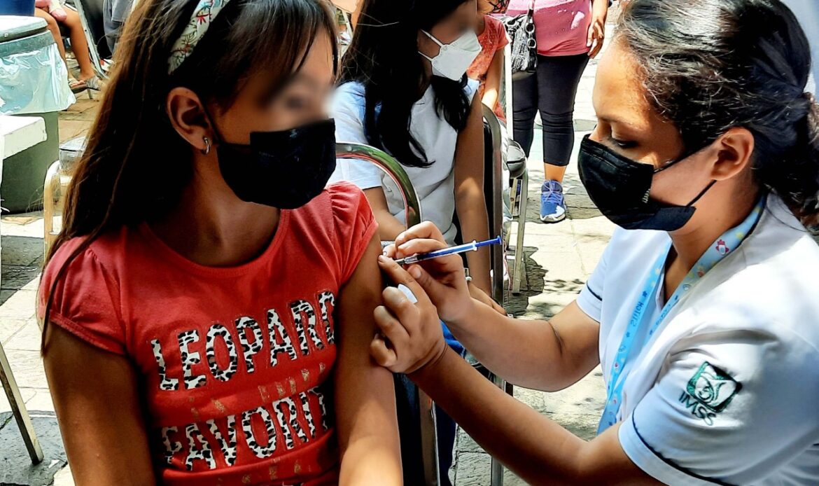 CDMX distribuye más vacunas contra COVID-19 para niños ante alta demanda