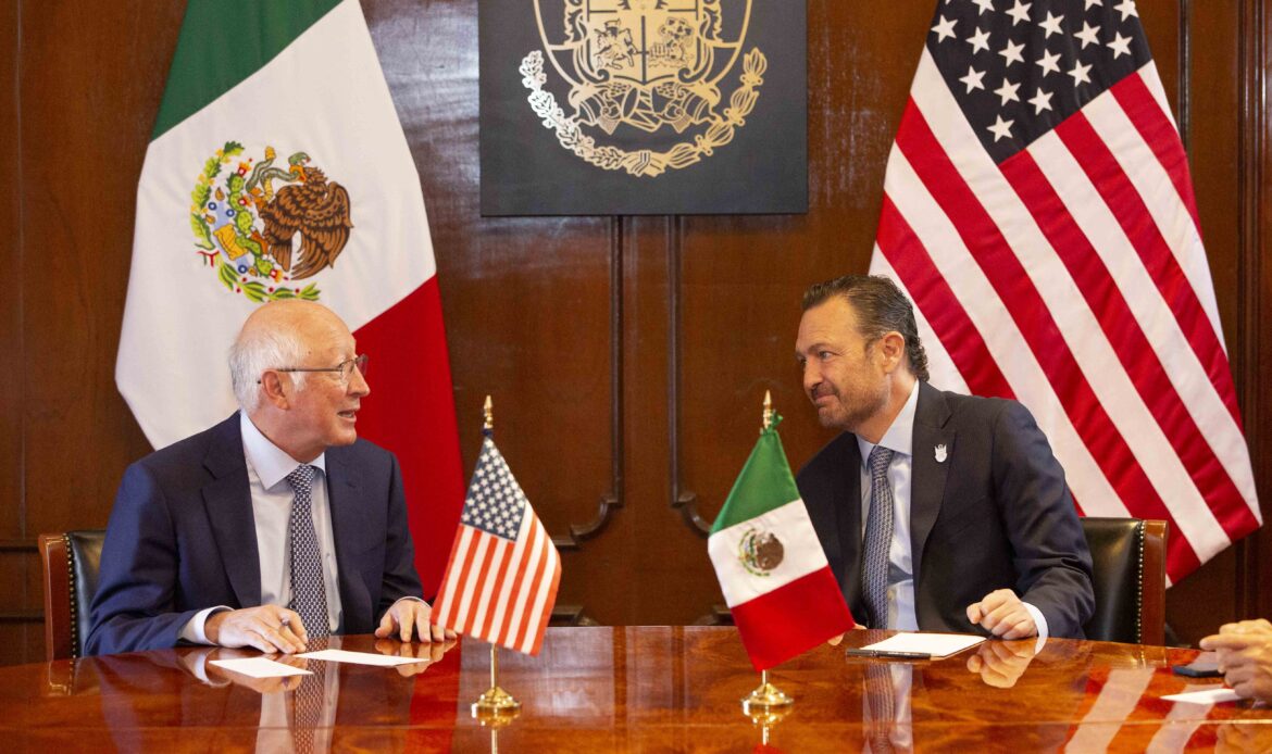 Embajador de Estados Unidos, Ken Salazar, destaca a Querétaro en seguridad y competitividad