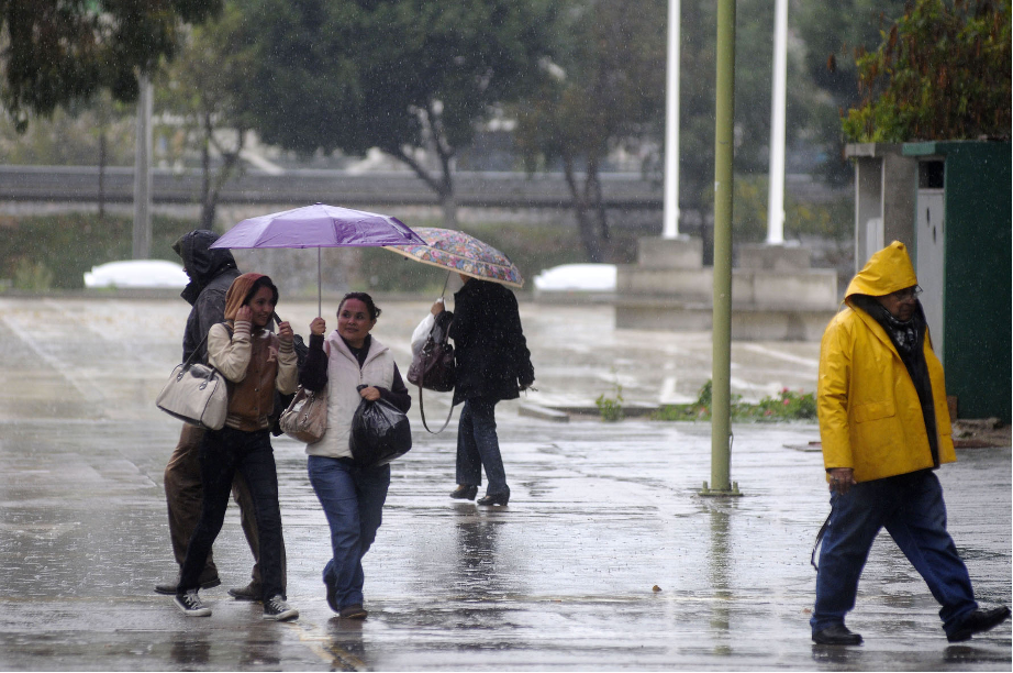 Huracán “Estelle” provocará intensas lluvias en varios estados