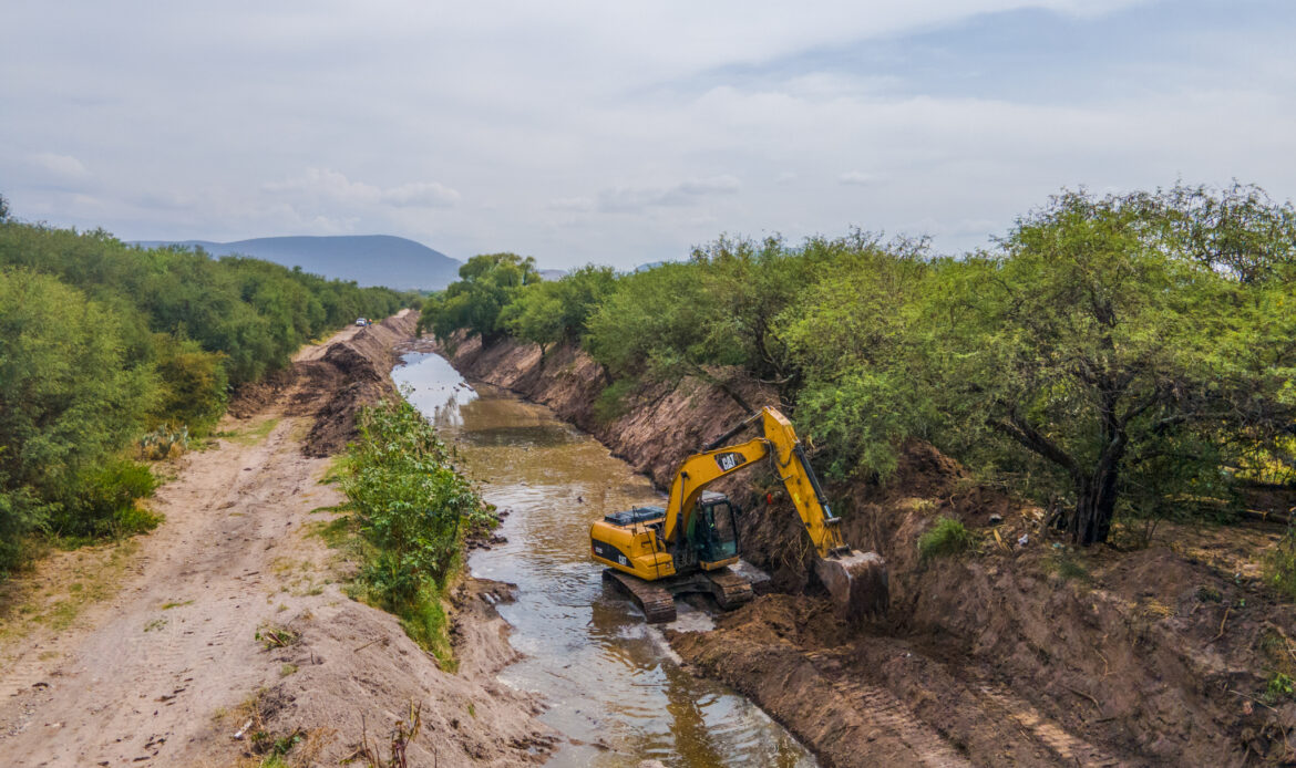 Obras Públicas de El Marqués realiza acciones preventivas ante la temporada de lluvias
