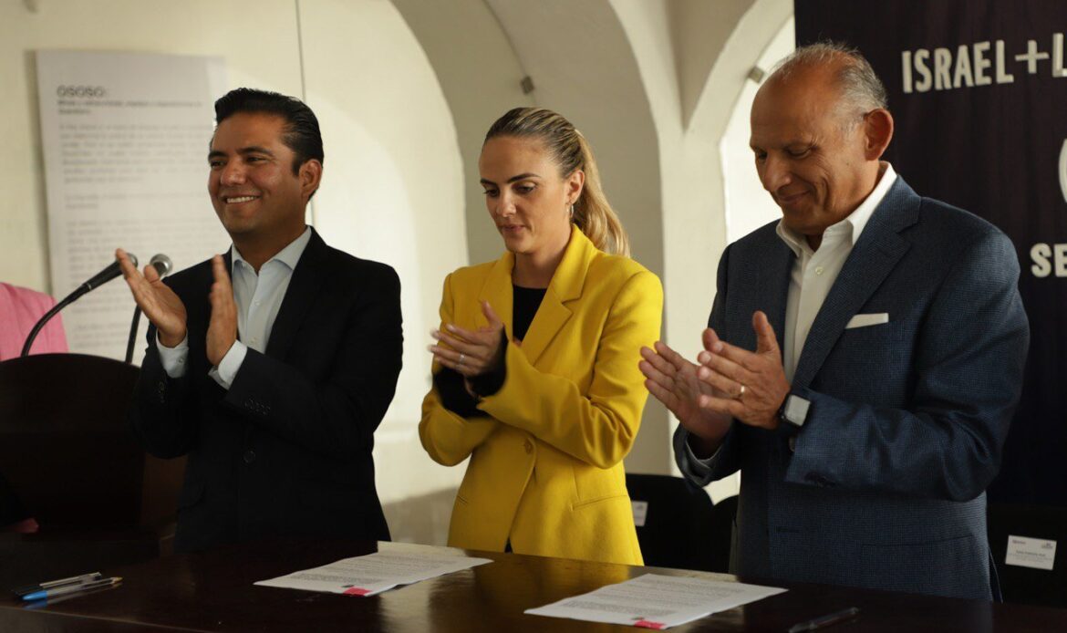 Firma Municipio de Querétaro convenio con ILAN AC