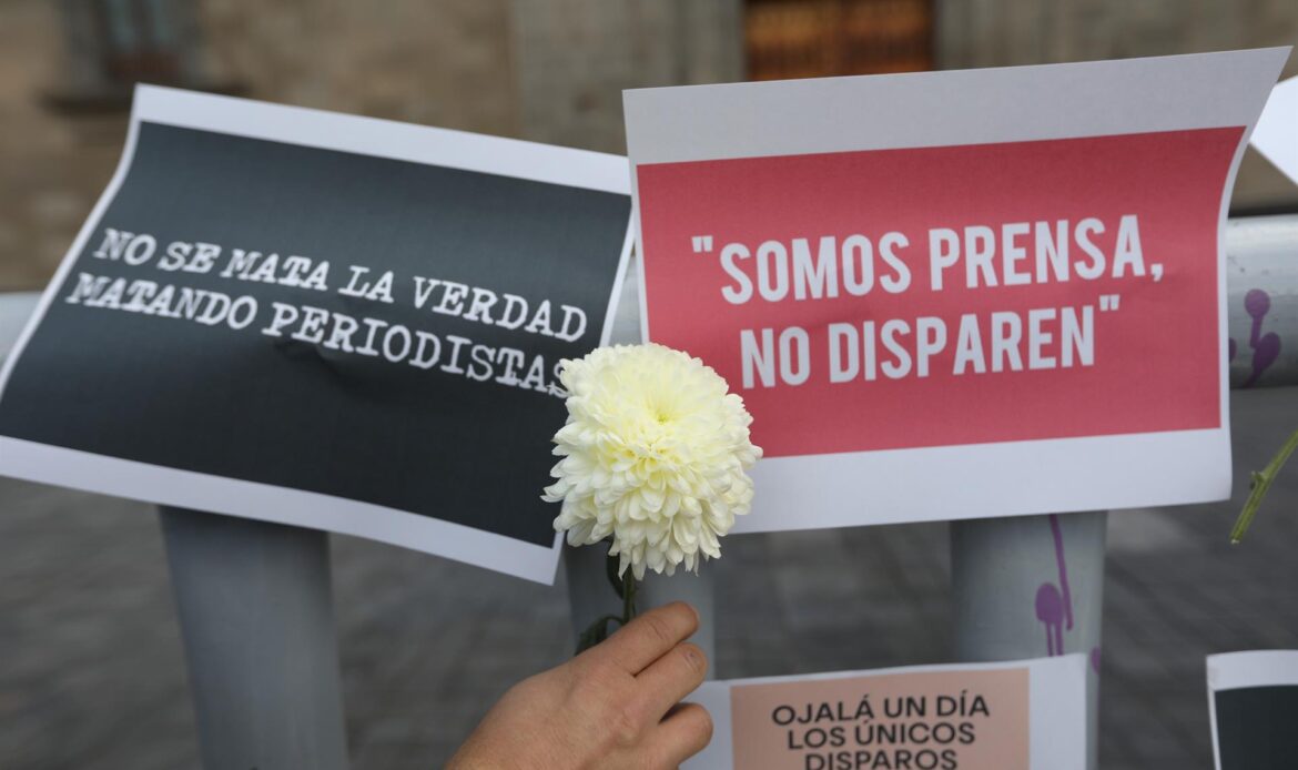 Hay periodistas asesinados en México, pero ninguno por el Estado: AMLO
