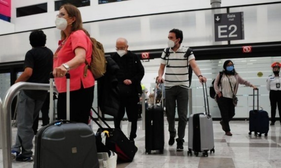 El uso de cubrebocas para quienes viajan vía aérea no será obligatorio: AFAC