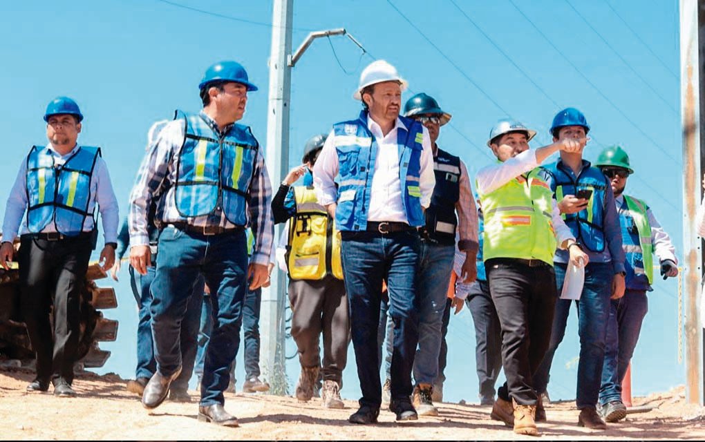 Mauricio Kuri supervisa obras de puentes inferiores vehiculares en San Juan del Río