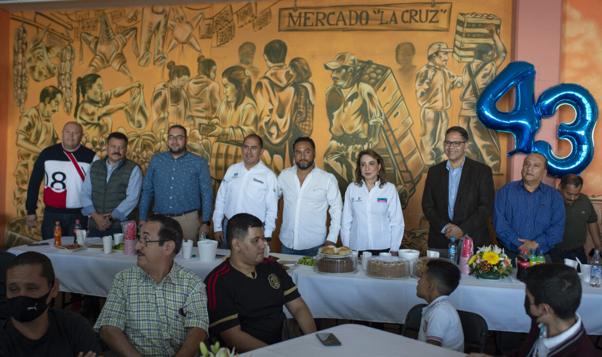 Mercado La Cruz celebra su 43 aniversario