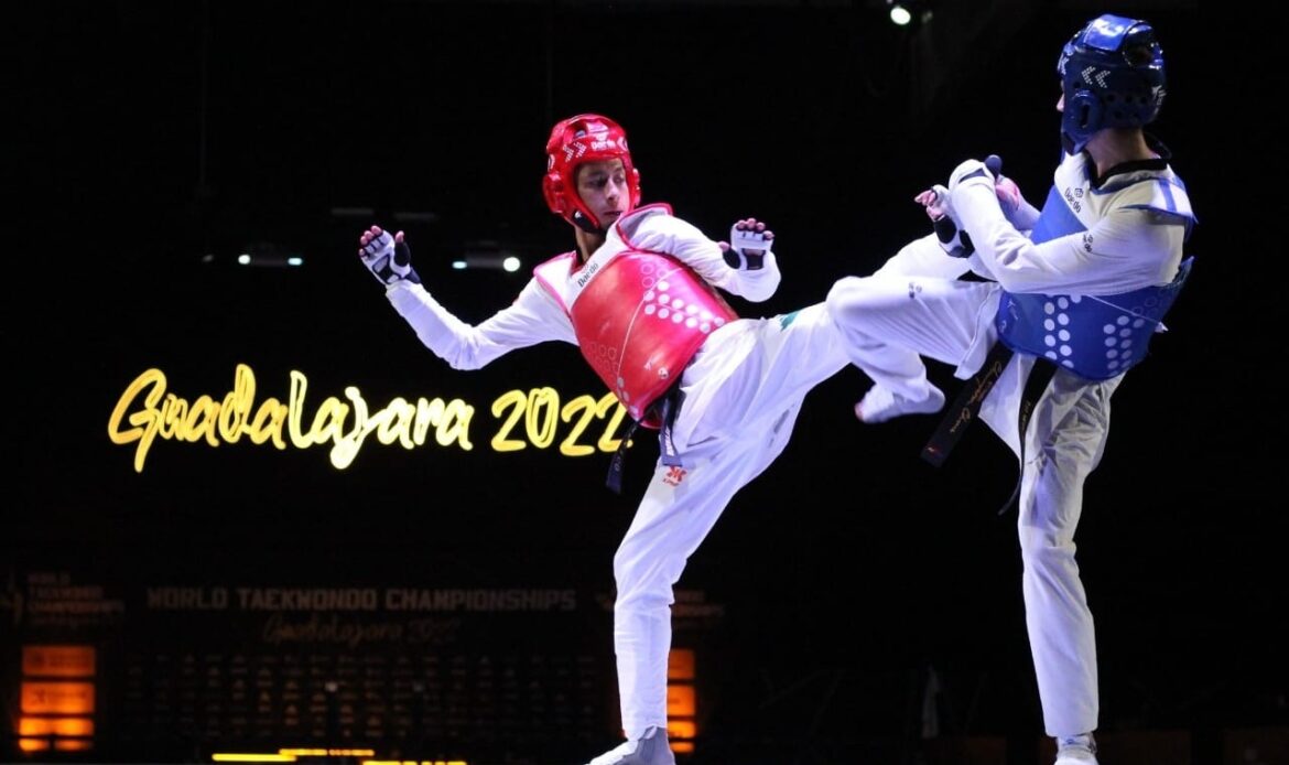 Queretano Brandon Plaza consigue medalla de bronce en Campeonato Mundial de Taekwondo