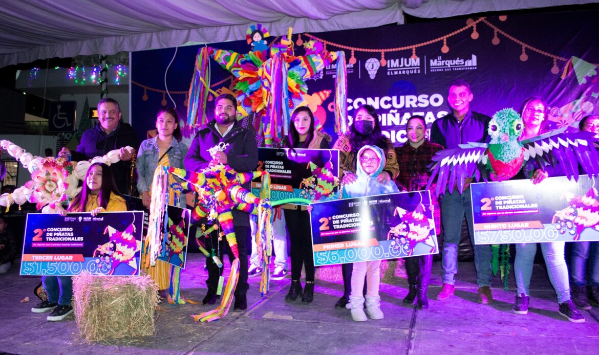 Premian a ganadores del segundo Concurso de Piñatas en el municipio de El Marqués