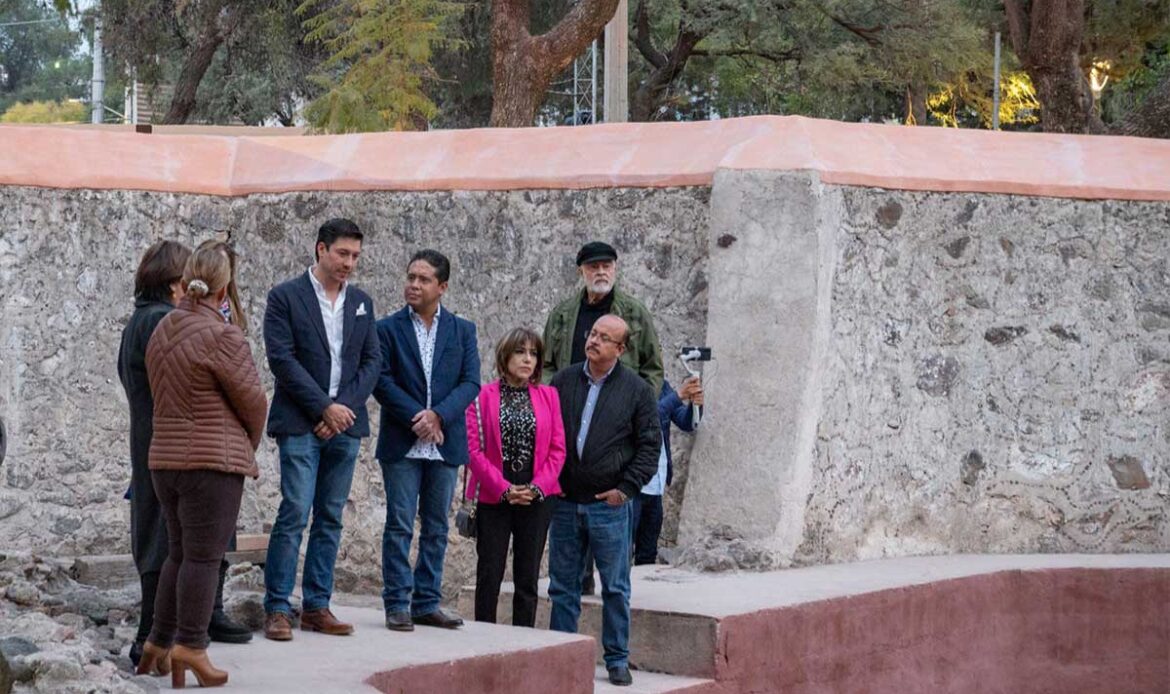 Rehabilitan espacios públicos históricos en El Marqués