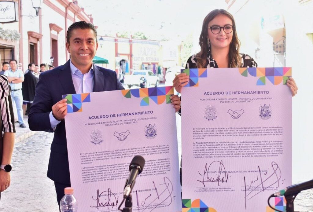 <strong>Firman Corregidora y Ezequiel Montes acuerdo de hermanamiento</strong>