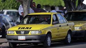 Exhorta AMEQ a taxistas a refrendar sus concesiones