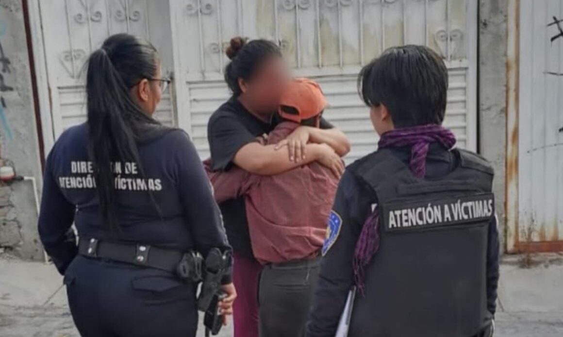 Ayuda Secretaría de Seguridad Pública Municipal de Querétaro a una mujer a volver a casa