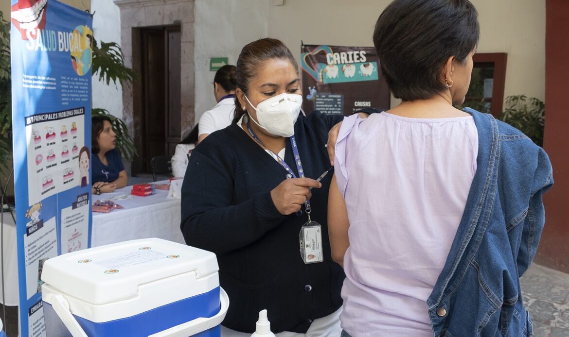 Aplicadas 603 mil 693 dosis contra influenza en Querétaro