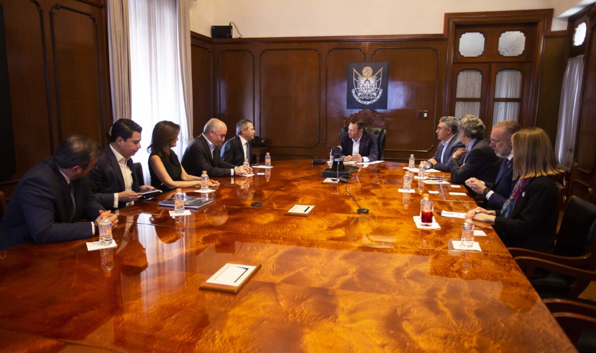 Se reúne gobernador con directivos de Grupo Financiero Citibanamex