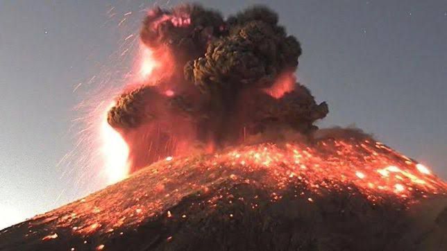 Volcán Popocatépetl emite bombas de lava; el semáforo se mantiene en Amarillo Fase 3