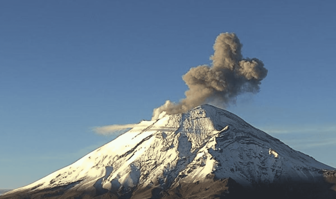 Continúa semáforo amarillo fase 3 por actividad del volcán Popocatépetl