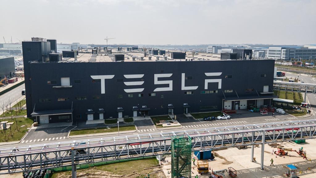 Tesla adquiere productos de empresas en Querétaro y se suman a la cadena de proveeduría